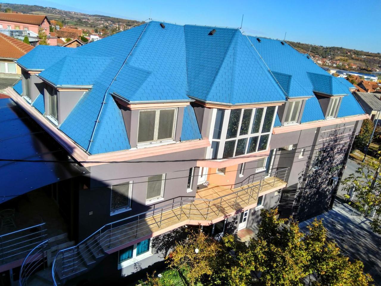 Garni Hotel Lama Kragujevac Kültér fotó