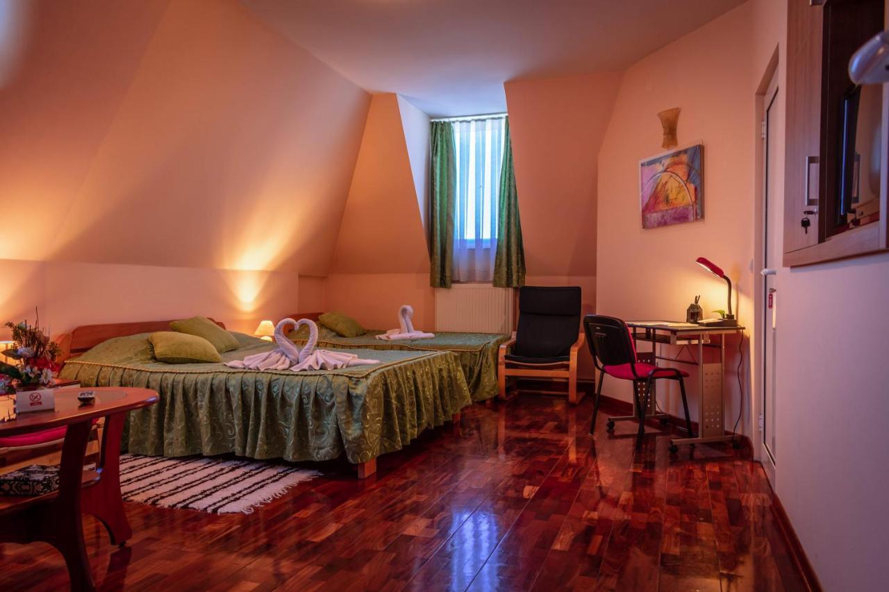 Garni Hotel Lama Kragujevac Szoba fotó