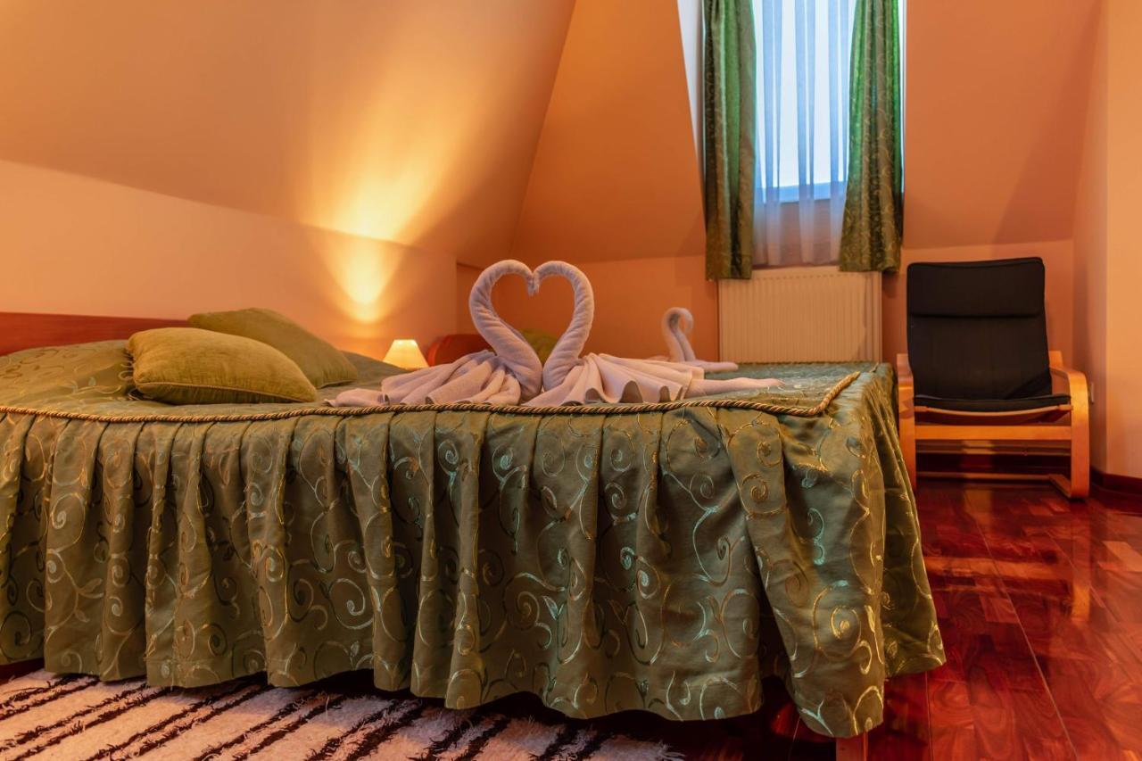Garni Hotel Lama Kragujevac Kültér fotó